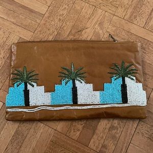 Beaded clutch